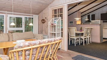 House | Dining