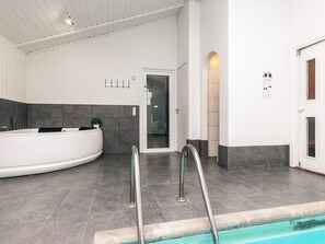 House | Spa treatment