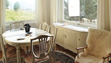 House | Dining