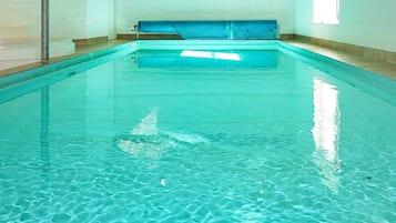 Hus | Pool | Indendørs pool, udendørs pool