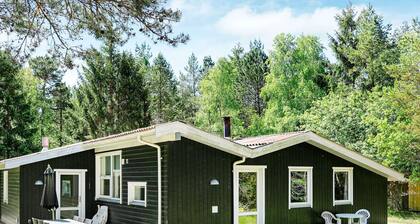 10 Person Holiday Home in Hadsund-by Traum