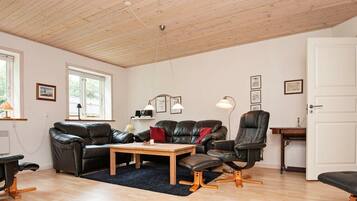 4 Schlafzimmer, Babybetten