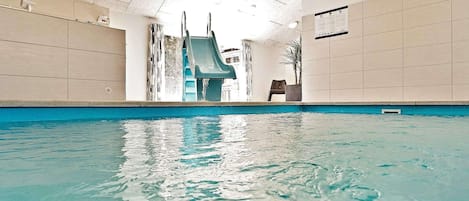 Maison | Piscine | Piscine intérieure, piscine extérieure