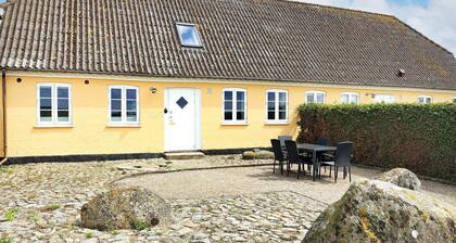 Bohemian Apartment in Faaborg near Sea