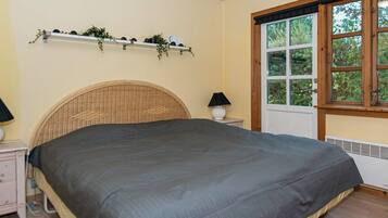 4 chambres, ameublement personnalisé, lits bébé