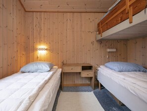 2 bedrooms