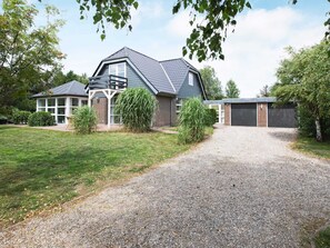Exterior - 10 Person Holiday Home in Blavand (Blavand)