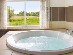House | Spa treatment
