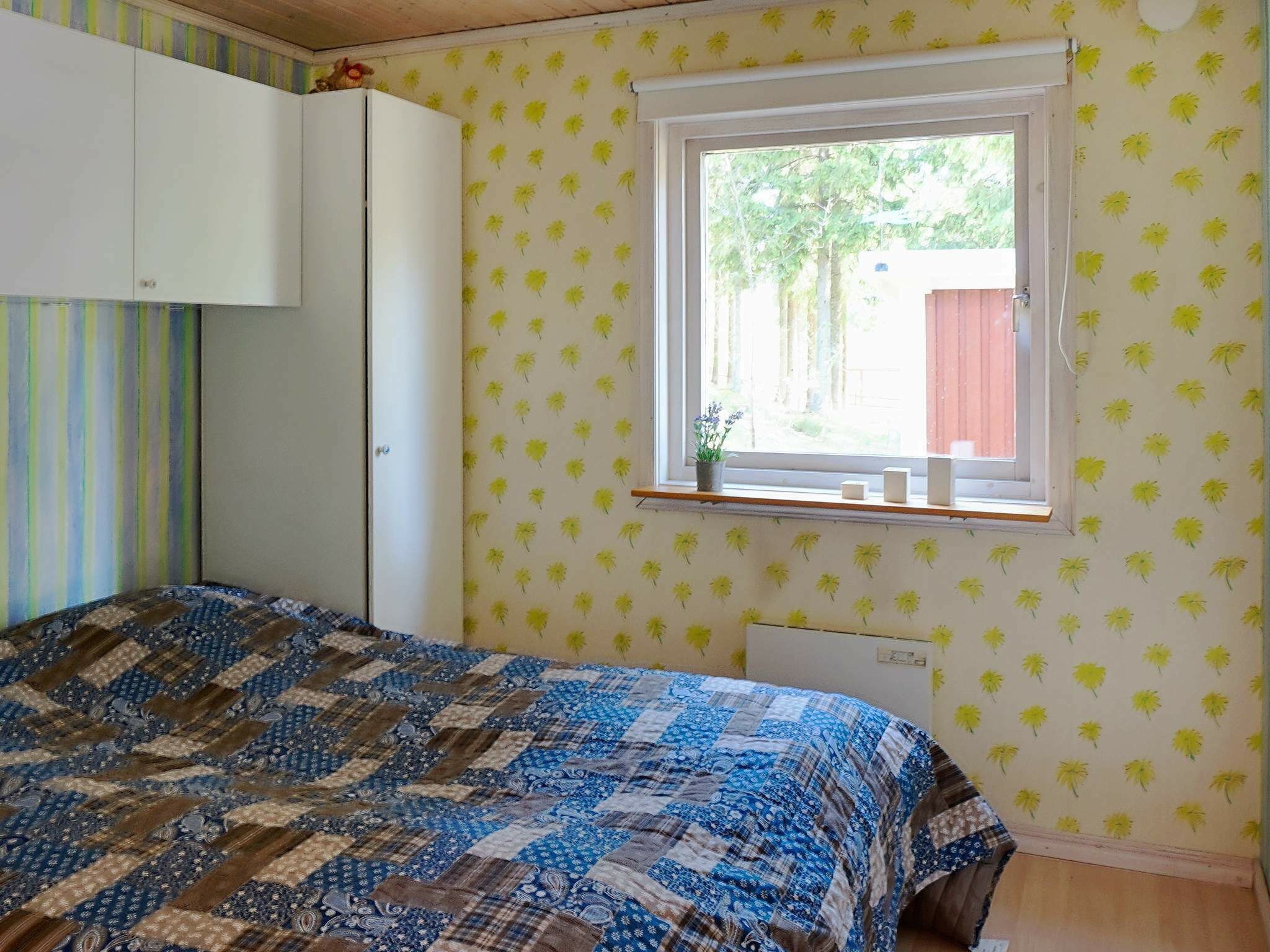 1 bedroom, individually furnished