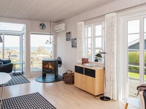 House | Interior - Seaside Escape With Views - By Traum Ferienwohnungen (Hejls)
