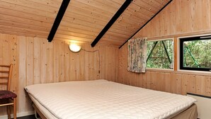 3 bedrooms, cots/infant beds, individually furnished - Balmy Holiday Home in Børkop near Restaurants (Borkop)