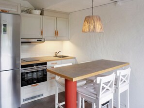 Private kitchen - 4 Person Holiday Home in Hunnebostrand (Hunnebostrand)