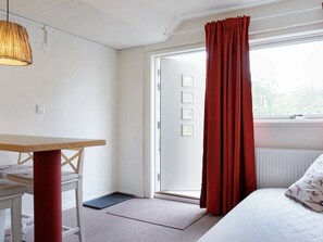Room - 4 Person Holiday Home in Hunnebostrand (Hunnebostrand)