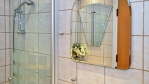 Bathroom - Modern Holiday Home in Funen Near Sea (Bogense)