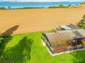 House | Water view - Alluring Holiday Home in Syddanmark near Sea (Svendborg)