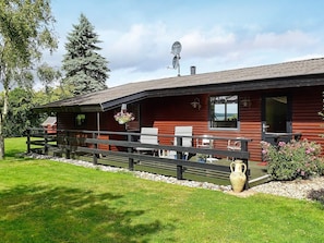 House | Water view - Alluring Holiday Home in Syddanmark near Sea (Svendborg)
