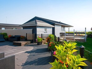 House | Water view