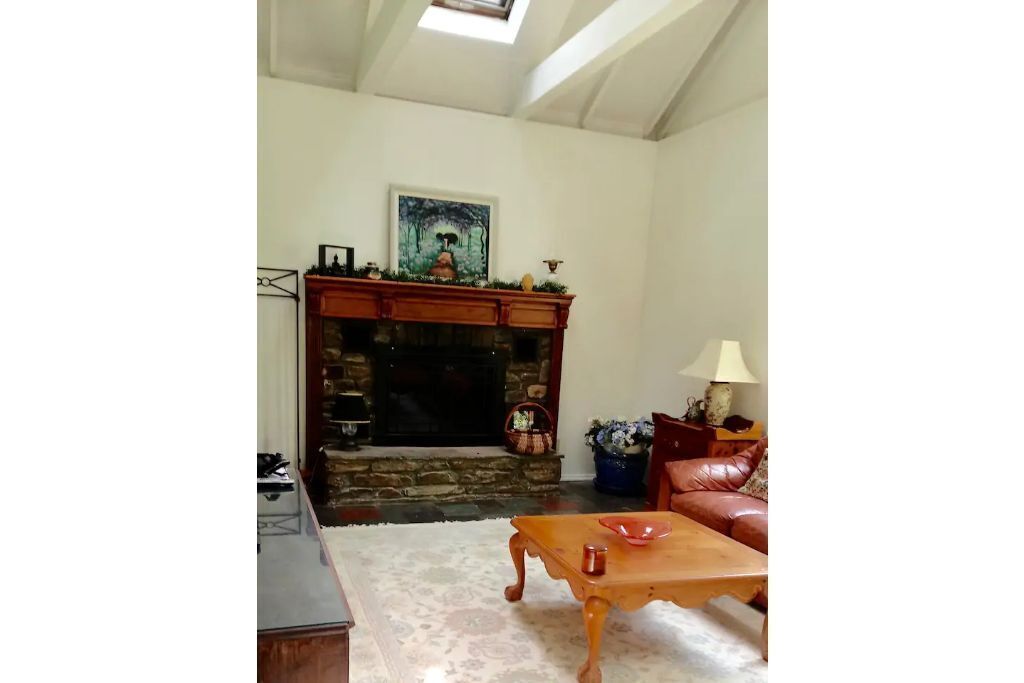 Charming Creekside Haven