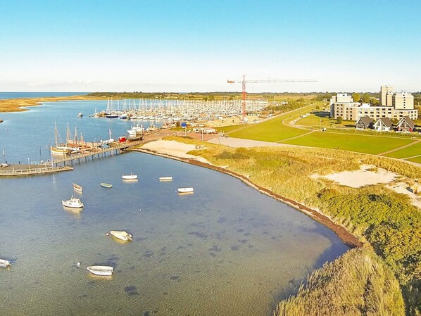 House | Marina