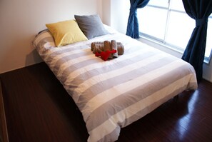 2 bedrooms, desk, free WiFi, bed sheets - Room203 Maxp6ppl 3DoubleBeds - Soliel Shinsaibashi / Osaka Ōsaka (Osaka)