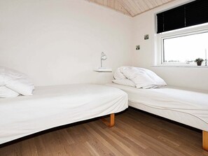 6 bedrooms, cots/infant beds - 12 Person Holiday Home in Hadsund (Hadsund)