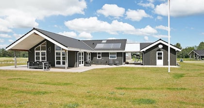 12 Person Holiday Home in Hadsund
