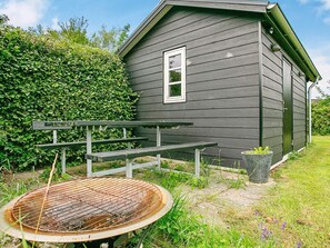 House | Outdoor dining