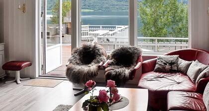 8 Person Holiday Home in Eidsvag-by Traum