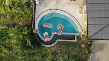 Piscina a l'aire lliure