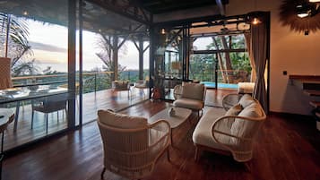 VILLA IVY | Living area | IPod dock, MP3 dock