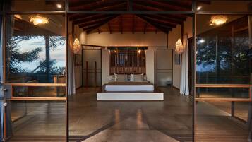 Vila Ivory | 1 bedroom, in-room safe, individually decorated, individually furnished