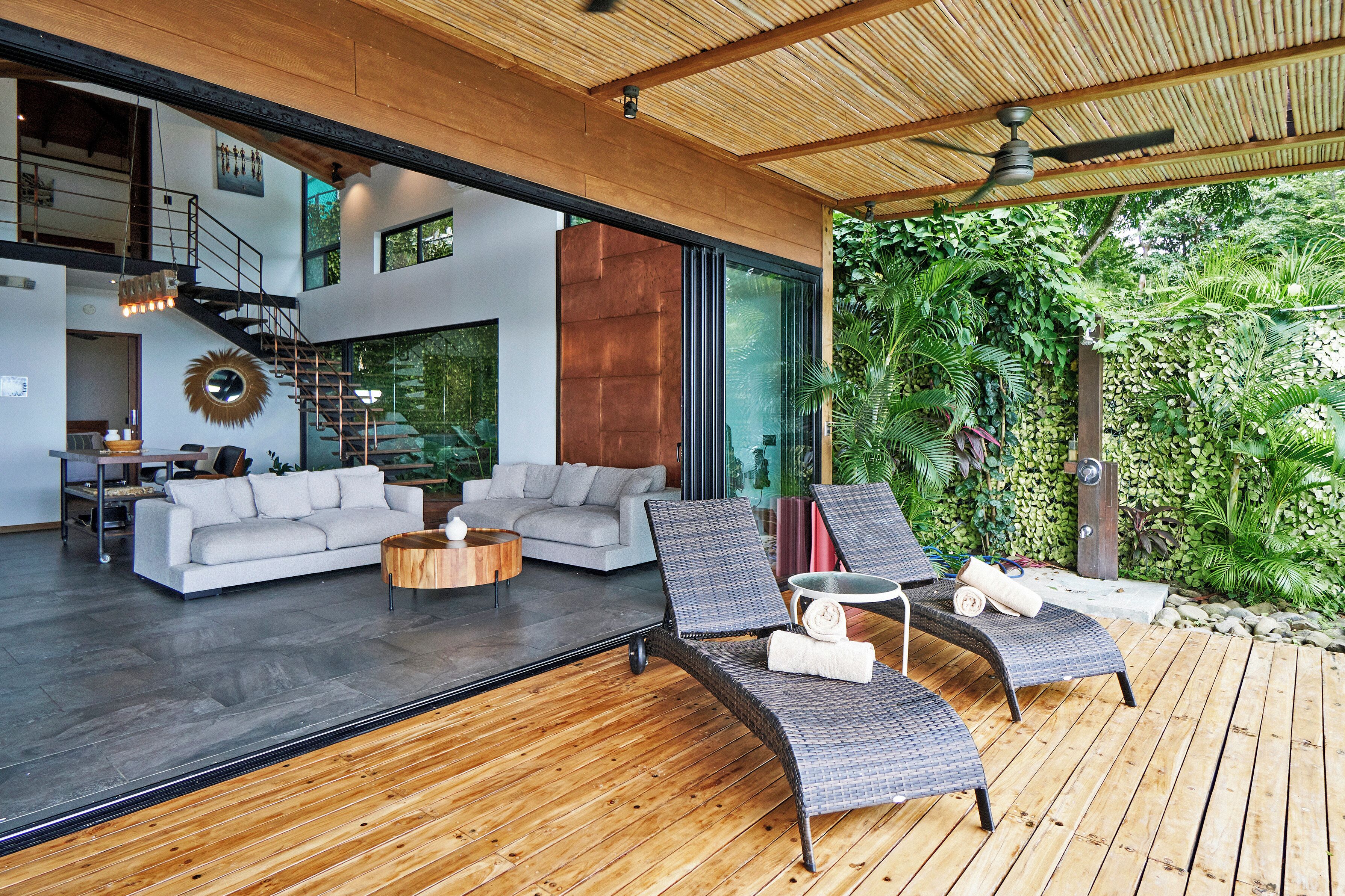 Vila Ebony | Living area | 32-inch flat-screen TV with digital channels, Netflix, iPod dock