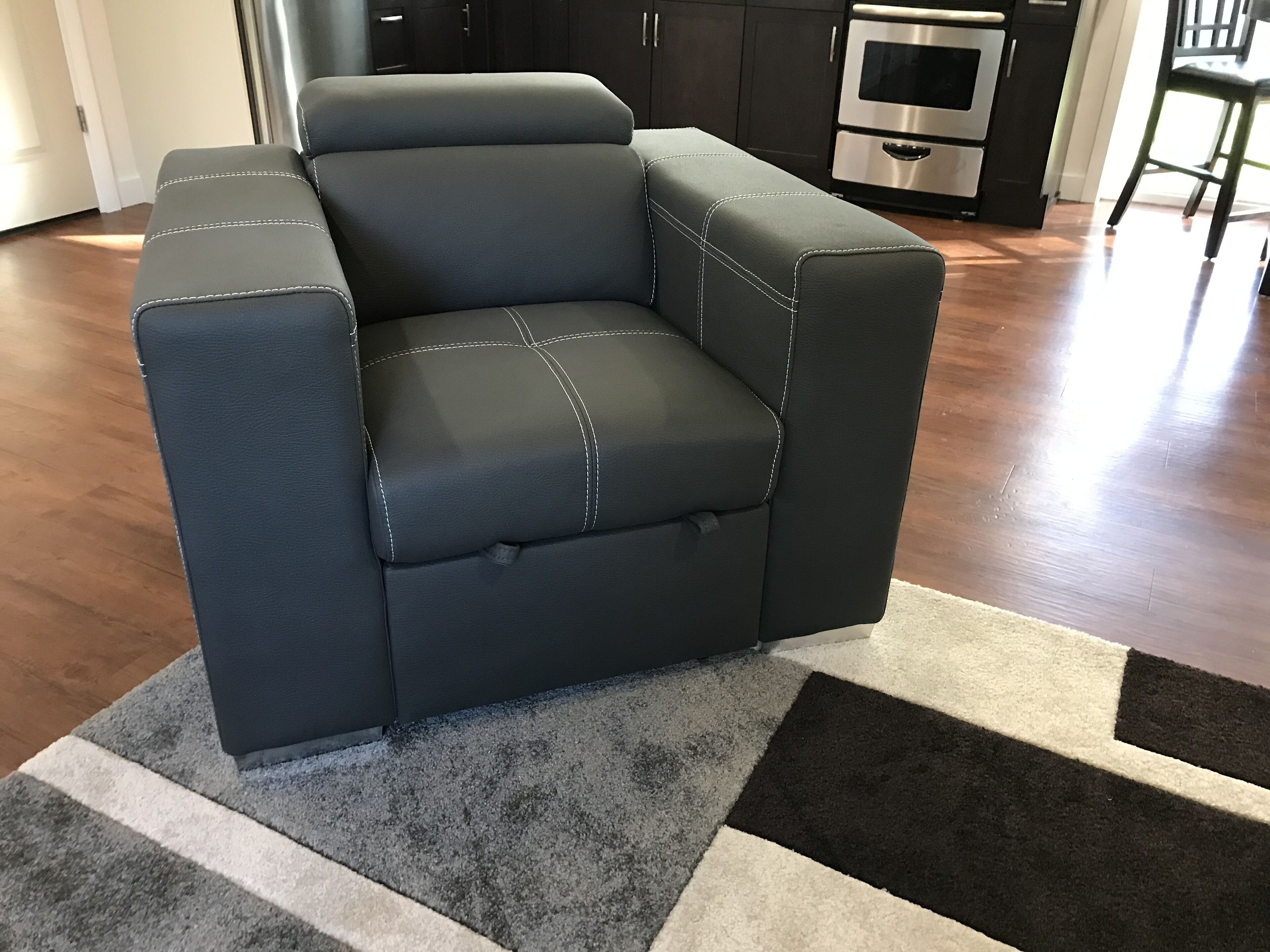 A Modern Space in the Country