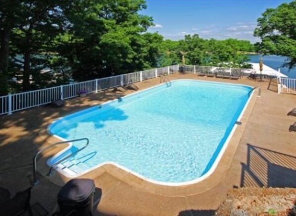 House | Pool | Outdoor pool - Windjammer 33 (Osage Beach)