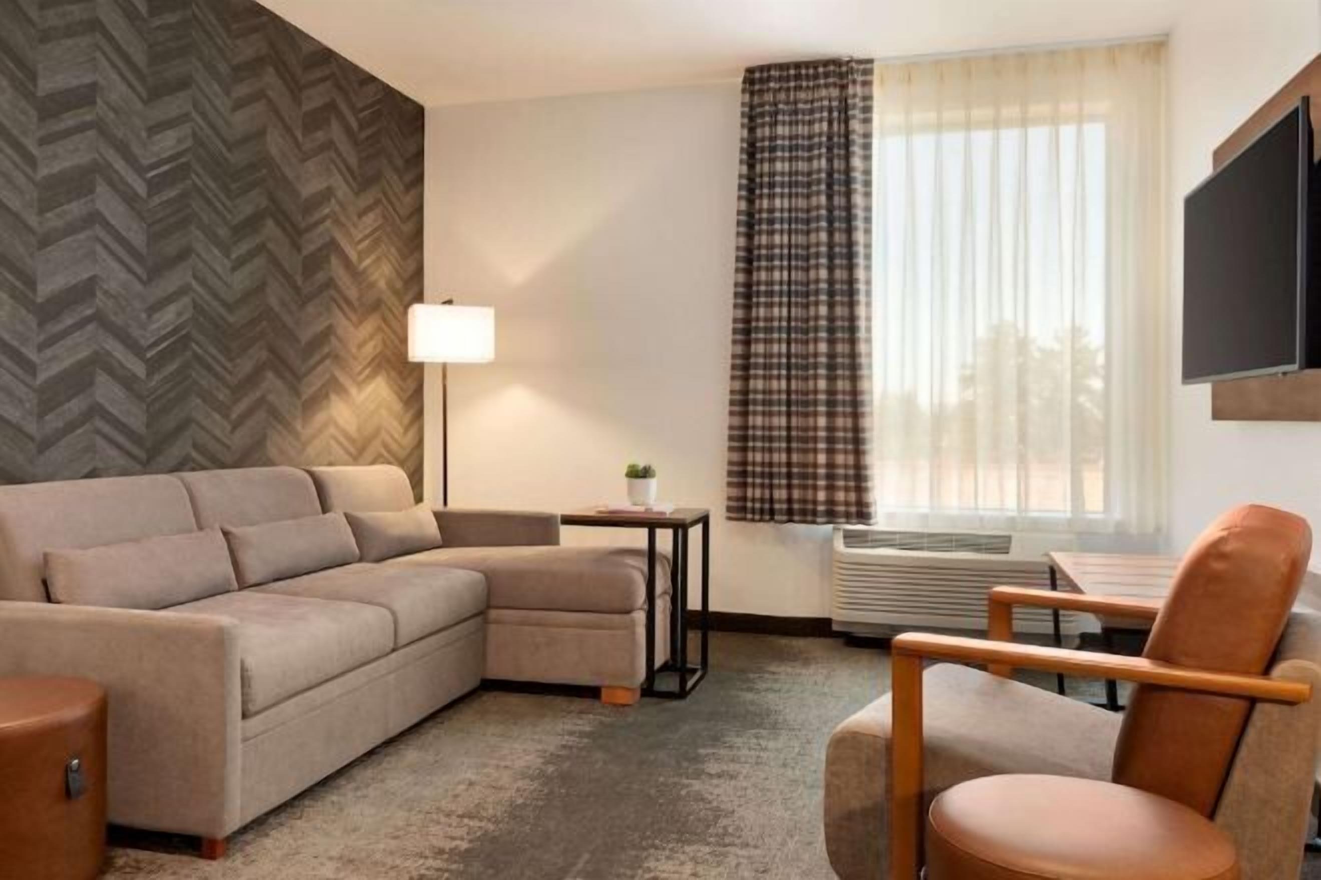 Living area | Flat-screen TV