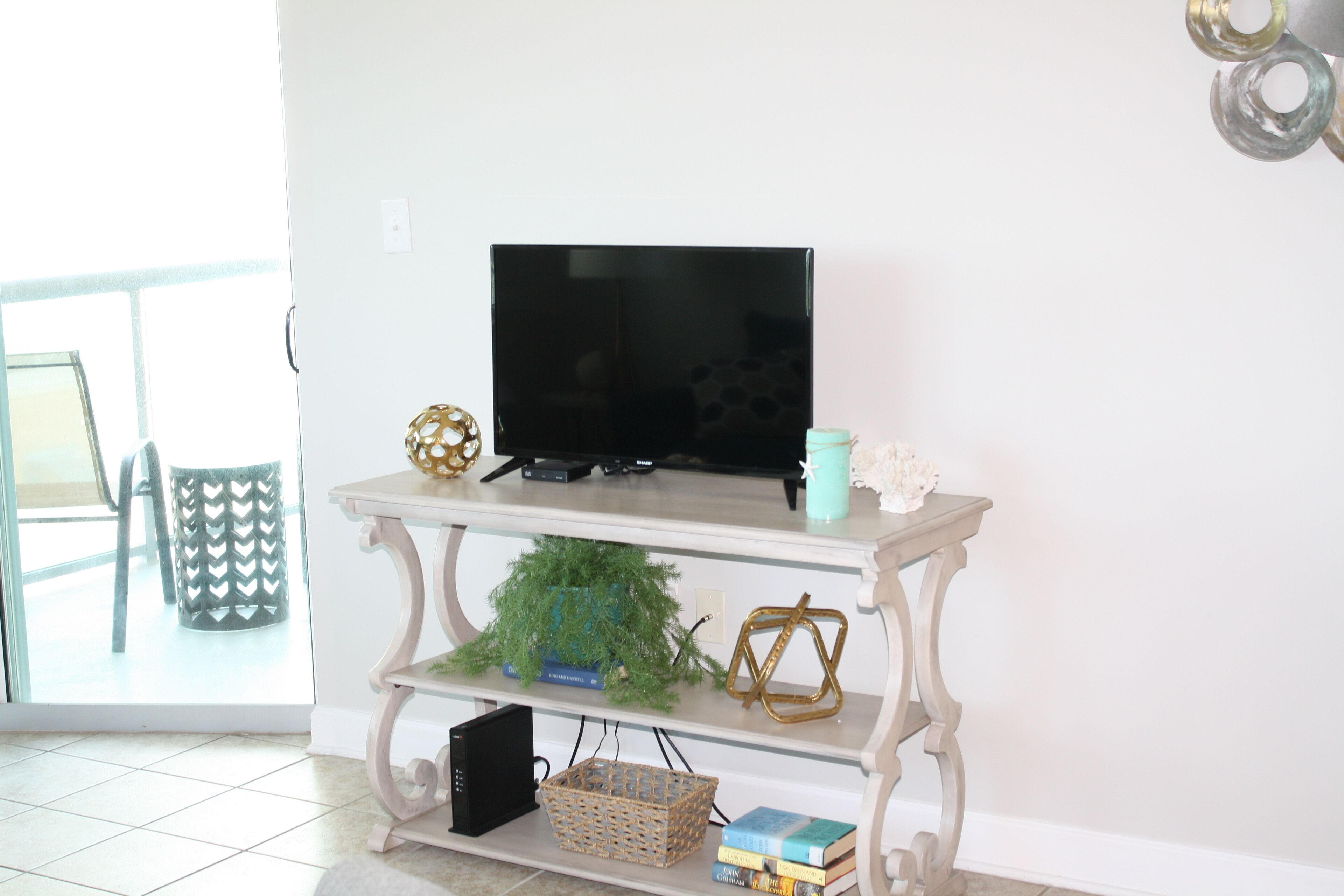  2/2 Condo Oceanfront - Great Views & Wonderful Amenities!