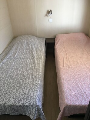 3 slaapkamers, een strijkplank/strijkijzer, wifi (toeslag)