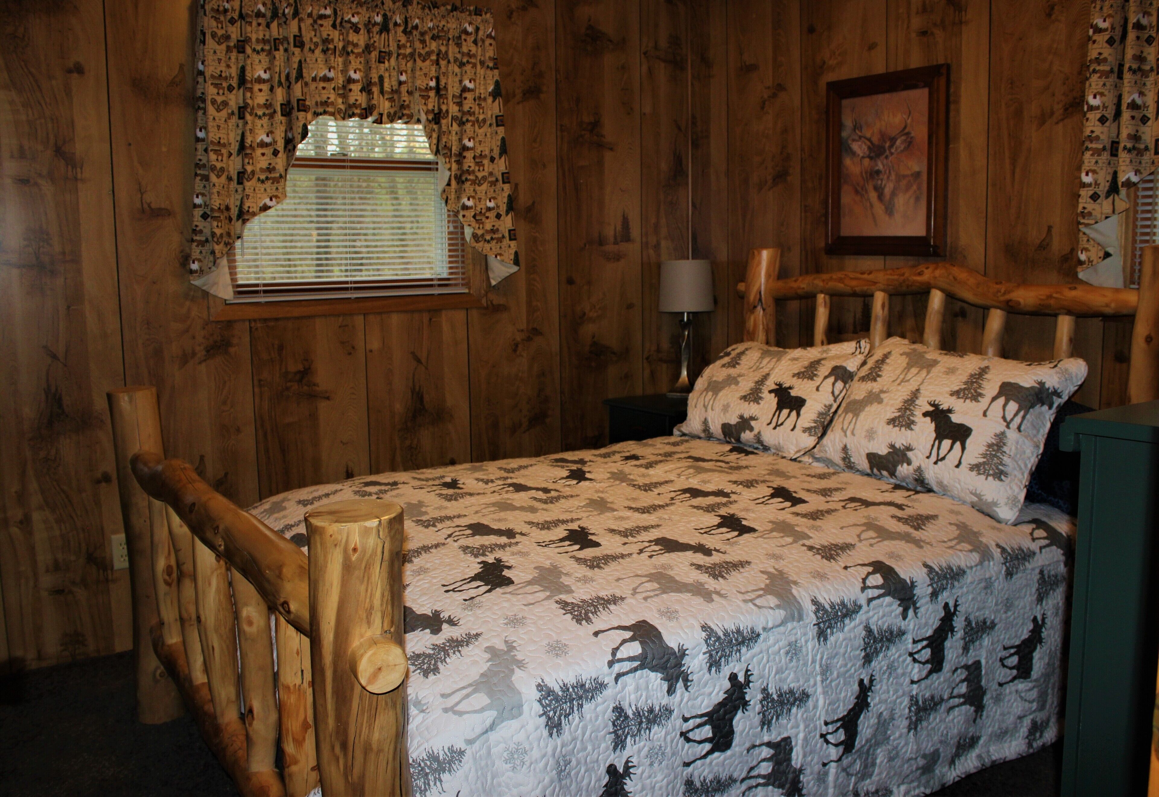 Cozy Lakefront Cabin--Crivitz