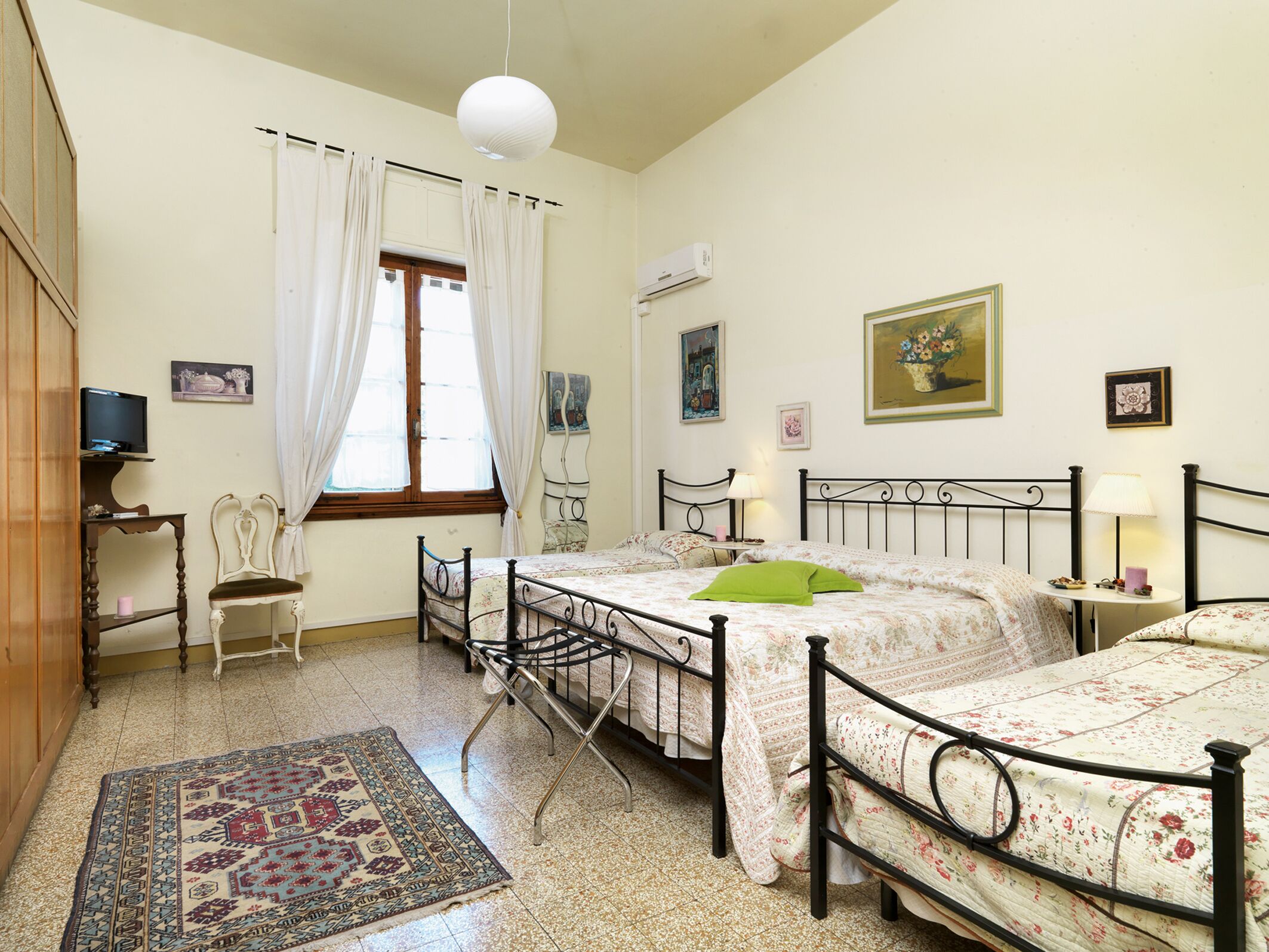 Residenza Oltrarno, an elegant apartment in the historic center of Florence