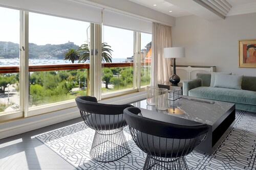 Playa de La Concha 10 by FeelFree Rentals