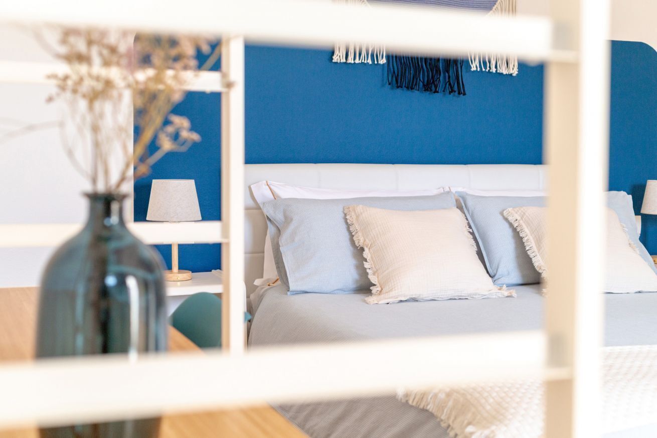 3 bedrooms, iron/ironing board, travel cot, free WiFi