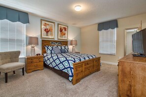 6 bedrooms, iron/ironing board, WiFi, bed sheets