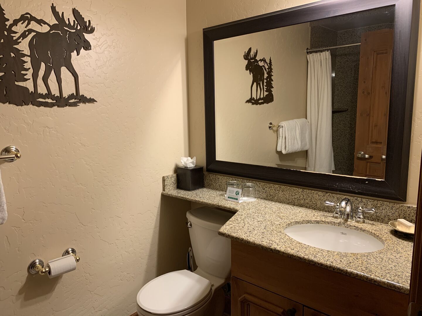 Family Getaway~Pool, Tubing, Skiing, & Ice Castles Villa 1037