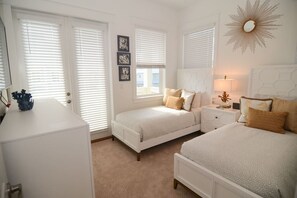 2 bedrooms, iron/ironing board, travel cot, free WiFi