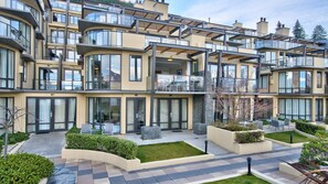 Exterior - Central Luxury at 407 The Beacon | Studio (Queenstown)