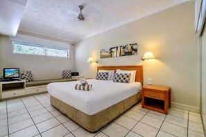 1 chambre, fer et planche à repasser, Wi-Fi, draps fournis