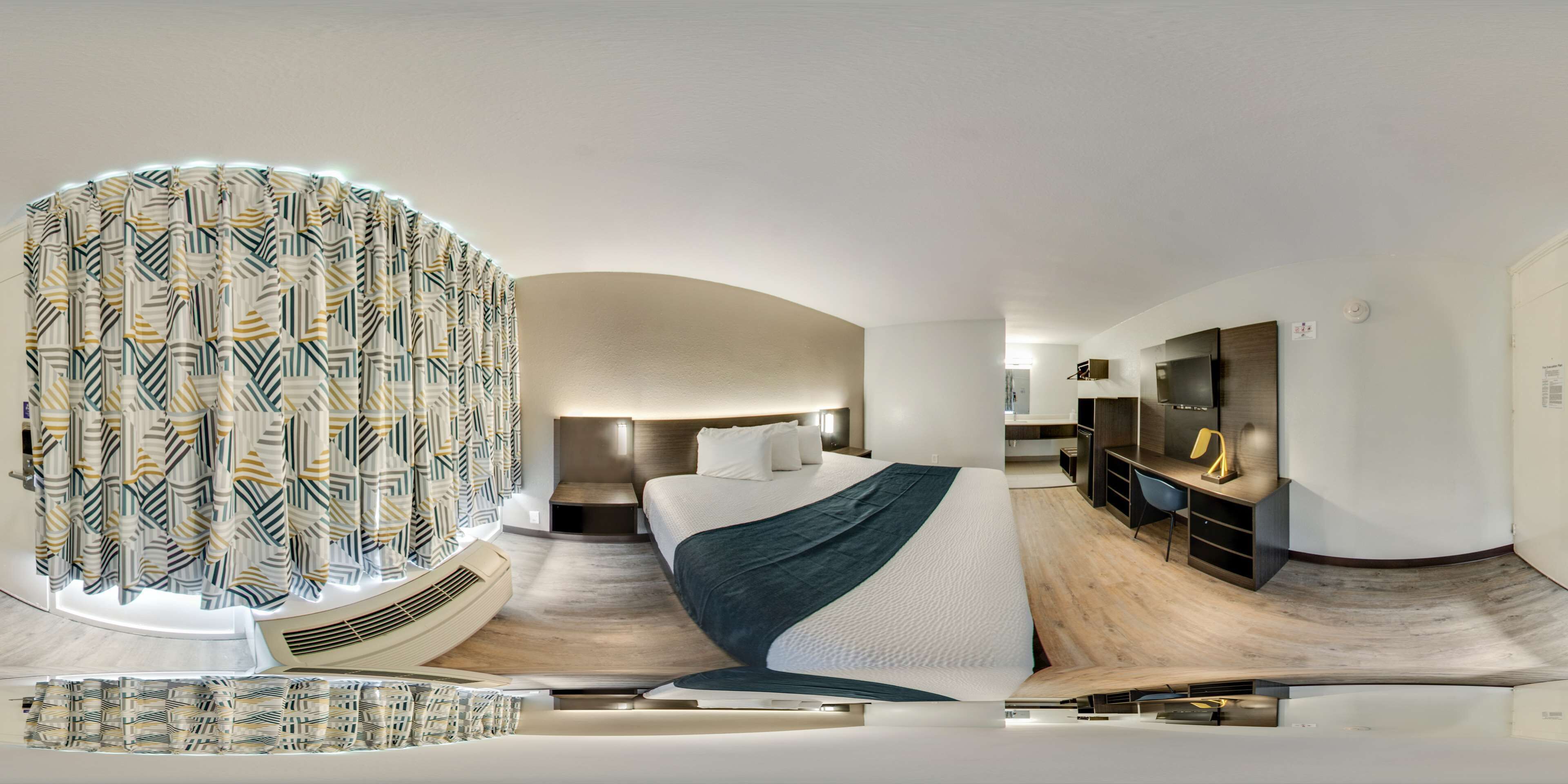 Bureau, espace de travail pour ordinateur portable, Wi-Fi gratuit