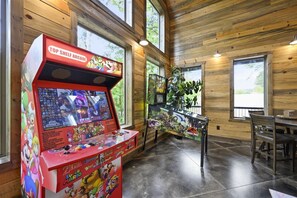 Games room - Grand Estate|sleeps 29|2 Hot Tubs|Playset|GameRoom (Broken Bow)
