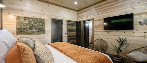 Bureau, fer et planche à repasser, lit parapluie, Wi-Fi