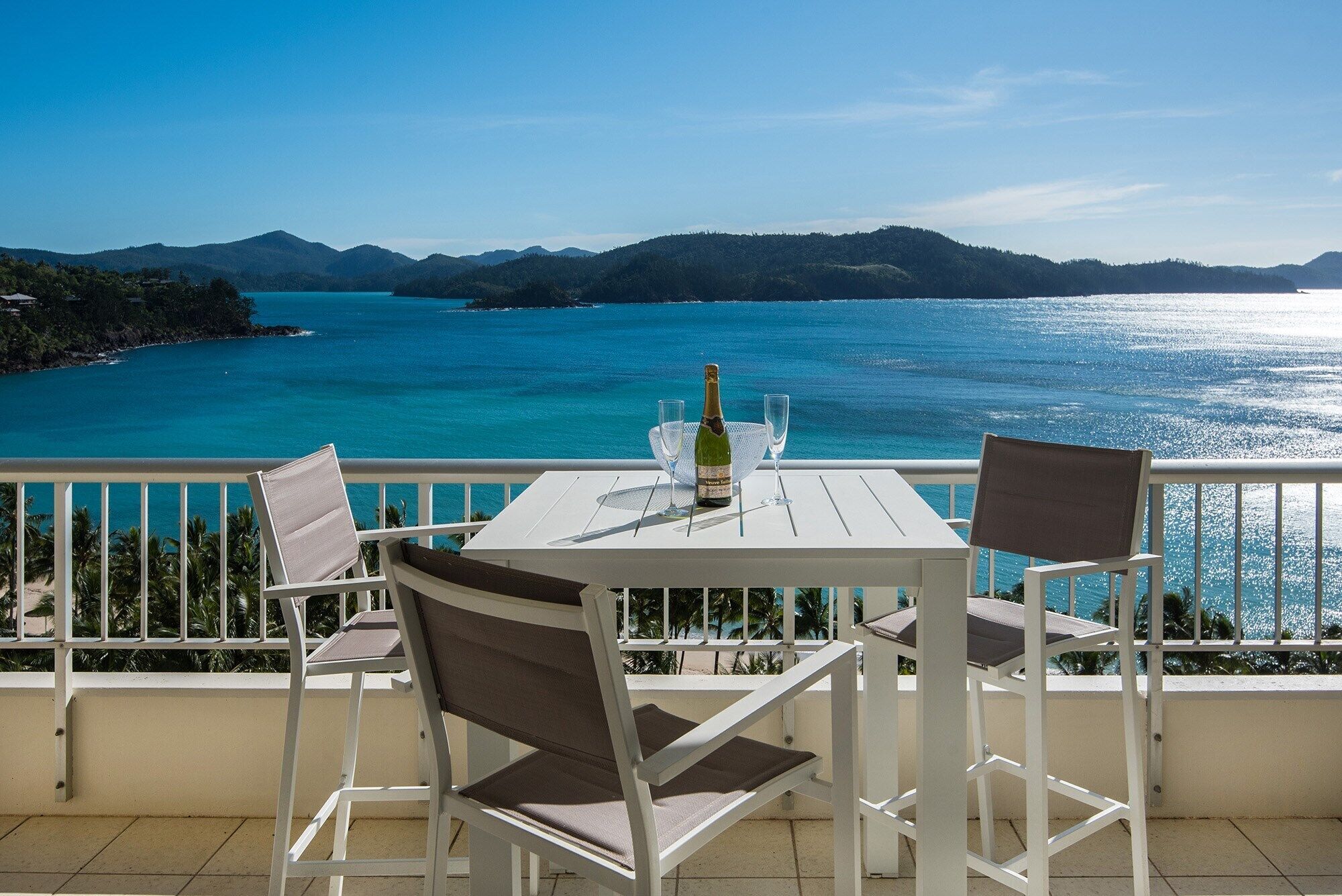 Whitsunday Apartment West 1002